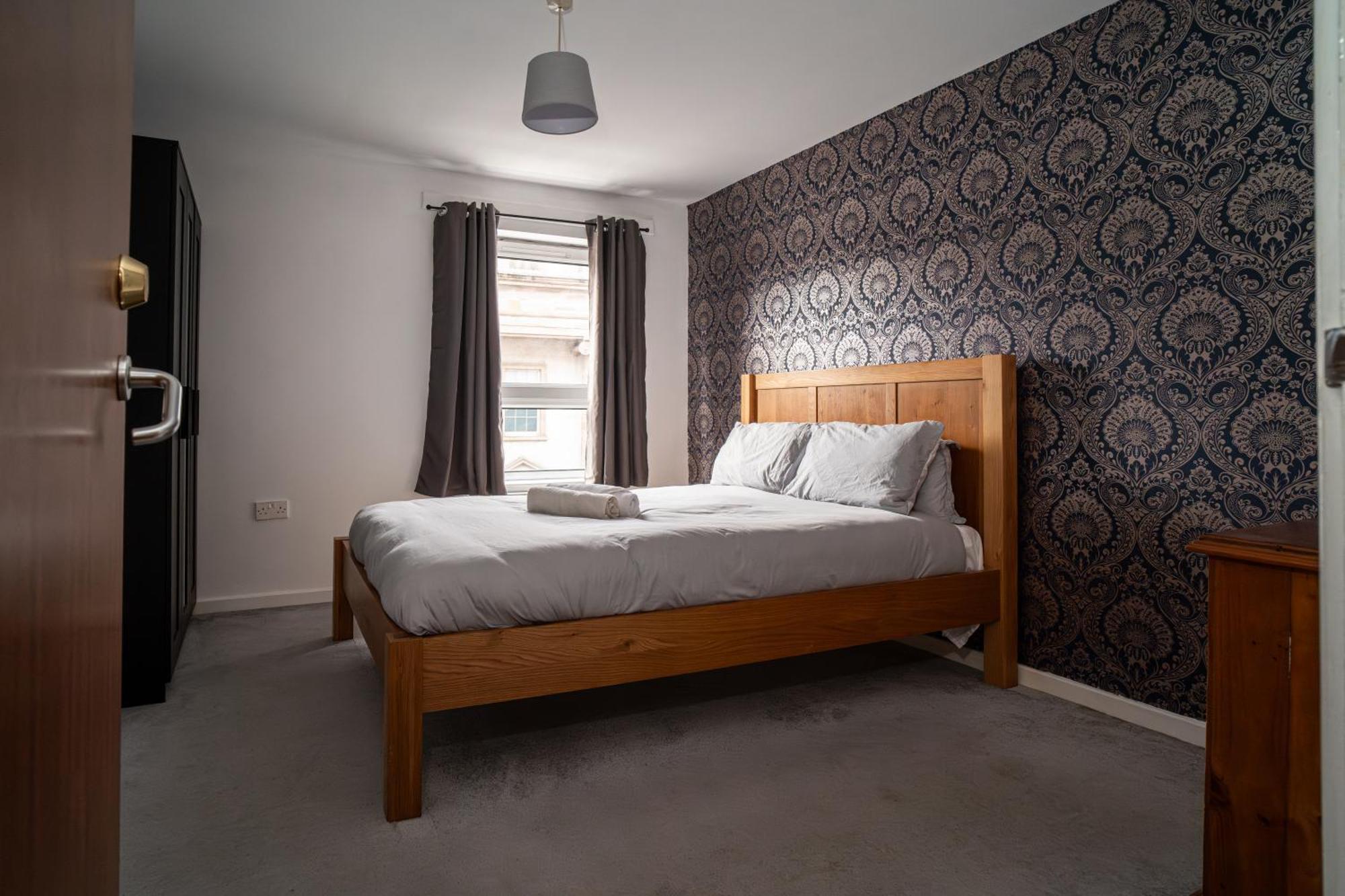 Central Apartment In Belfast City Centre - Sleeps 5 People Exterior foto